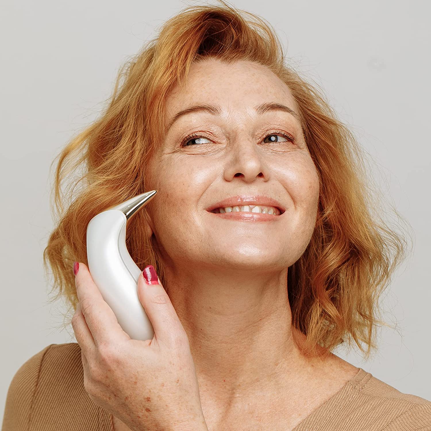 L&L SKIN Facial Massager, Face Neck Lifting Massager with Hot & Cold Modes for Wrinkles - Image 3